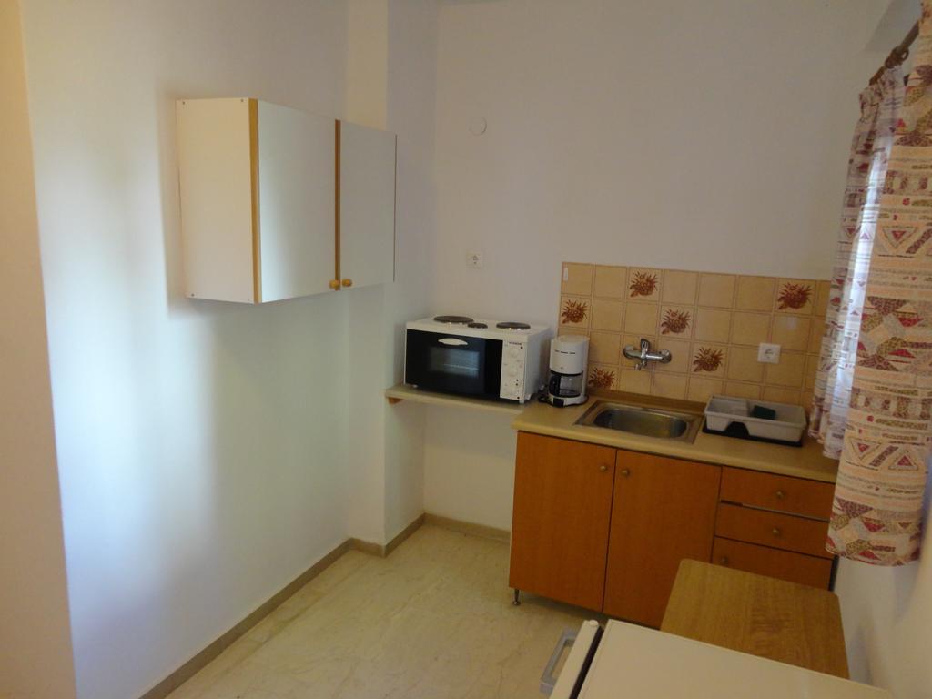 Maik Apartments Metamorfosi  Luaran gambar