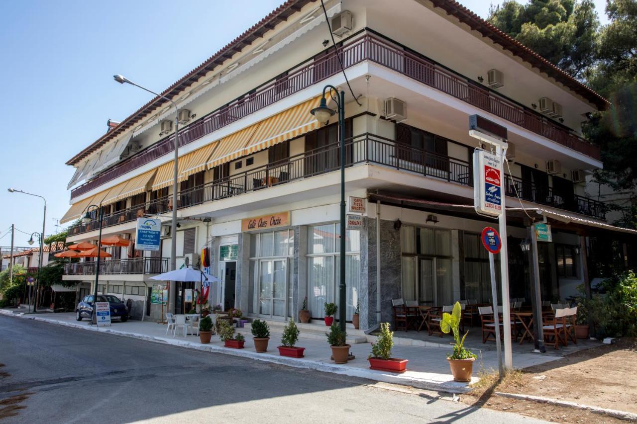 Maik Apartments Metamorfosi  Luaran gambar