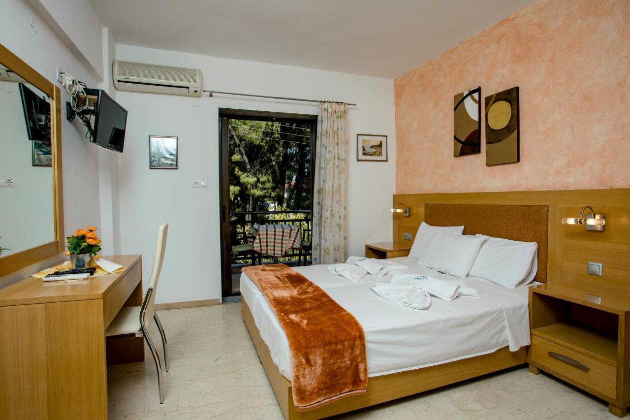 Maik Apartments Metamorfosi  Luaran gambar